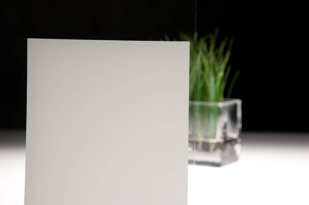 Acabamentos Decorativos para Vidro 3M™ FASARA™ Frost/Matte Sh2Mamm, Milky Milky, San Marino, 1,27 m x 30 m