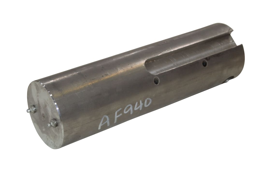 Galbreath™ Pin 13.75"X4"X13.75"