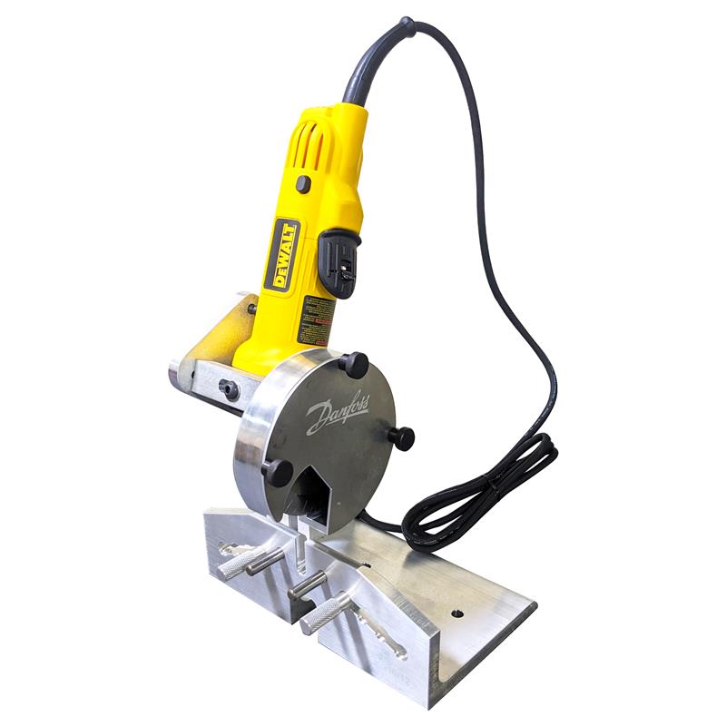 Aeroquip 110v Portable Saw
