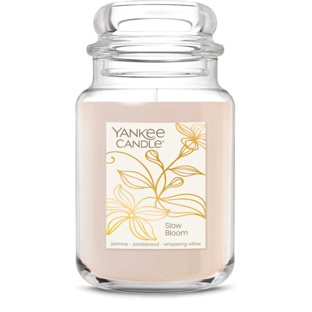 Yankee Candle Slow Bloom, 22 oz Original Large Jar Candle with up to 150 Hour Burn Time