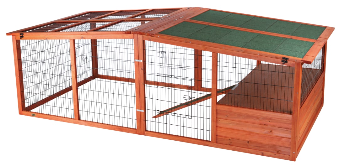 Enclosed Outdoor Run with Covered Top