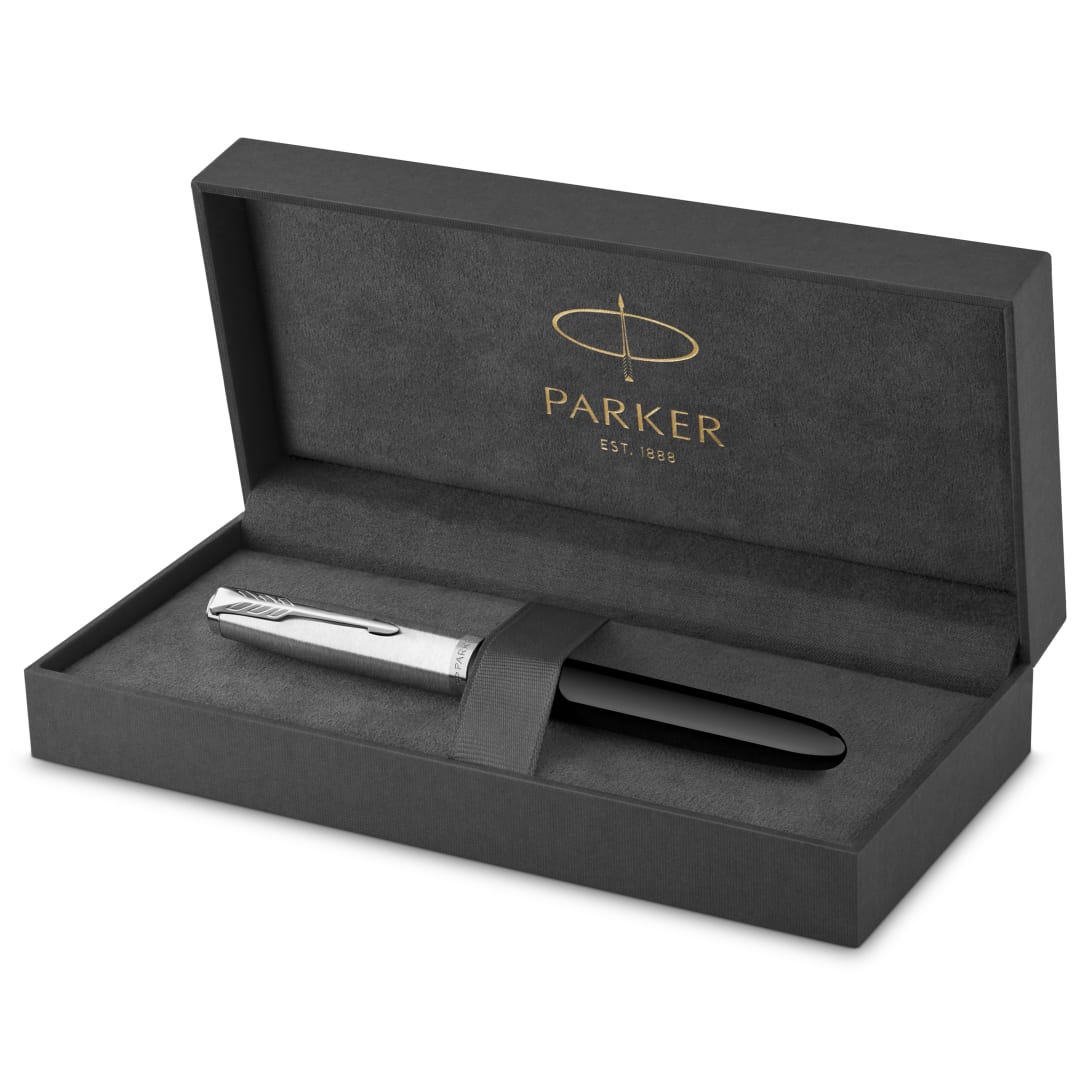 Parker 51 pluma estilográfica | cuerpo negro con adorno cromado | plumín fino con cartucho de tinta negra | estuche de regalo
