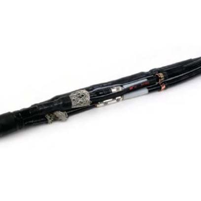 3M™Súprava na spájanie káblov so strednou úrovňou napätia zmršťujúca sa za studena QS2000E 93-FS 235-3/M2 s obnovou plášťa HS, použiteľné do 24 kV. Balenie s 3 fázami v škatuli.