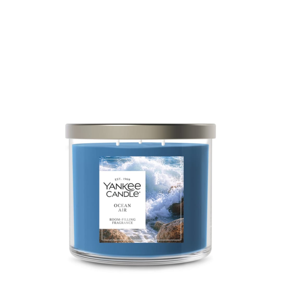 Yankee Candle 3 Wick Candle Jar, Scented Candle with up to 40 Hours of Burn Time, Premium Plant Wax Blend for Consistent Long Lasting Scent from First to Last Burn, Ocean Air