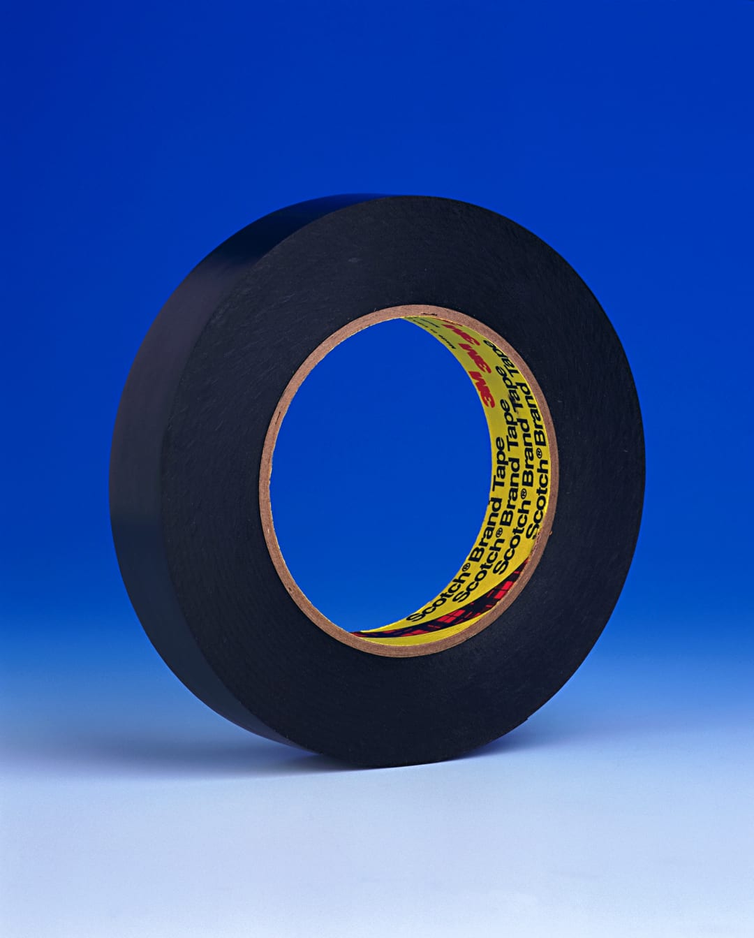 3M™ Weich-PVC-Klebeband 472, Schwarz, 51 mm x 33 m, 0.26 mm