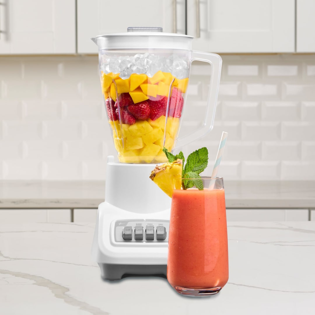 Oster® Turbo Blender, 800-Watt Food Blender, White