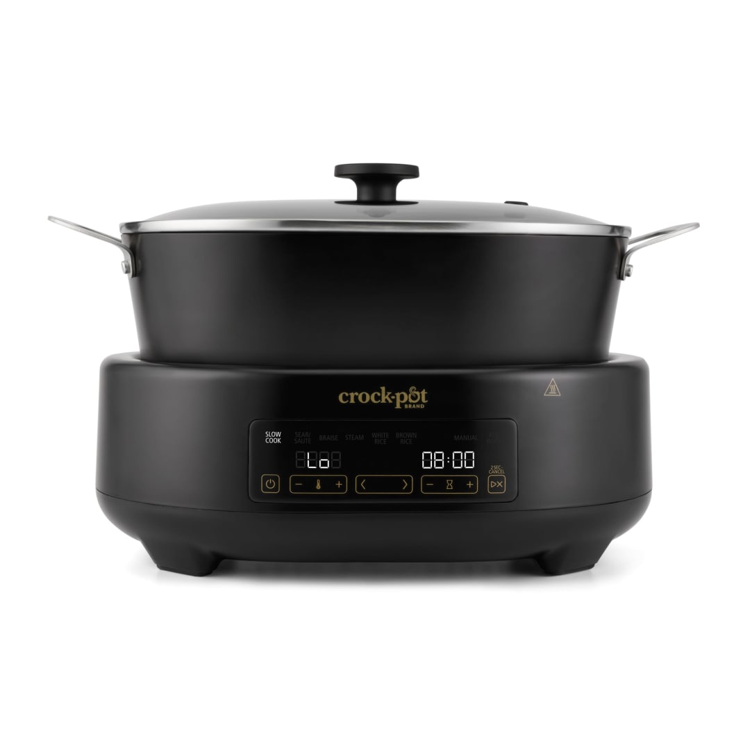 Crock-Pot® 8-Quart VersaCook Slow Cooker, Programmable Slow Cooker with LED Digital Display and 8 Cooking Settings, Black