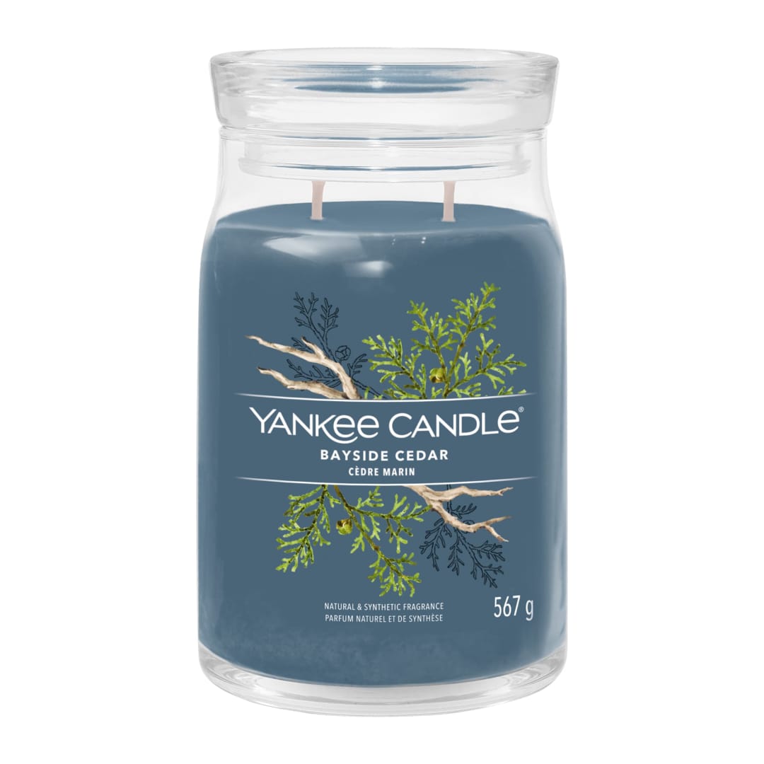 Yankee Candle® Signature Scented Candle | Bayside Cedar Large Jar Candle with Double Wicks | Soy Wax Blend