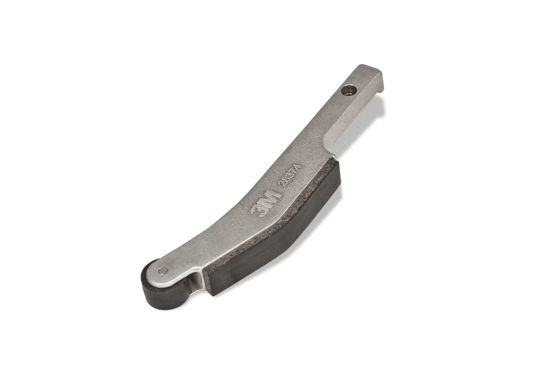 3M™ Kontaktarm für Feilenbandmaschine, 15 mm, 13 mm x 457 mm, gebogen für flache Flächen