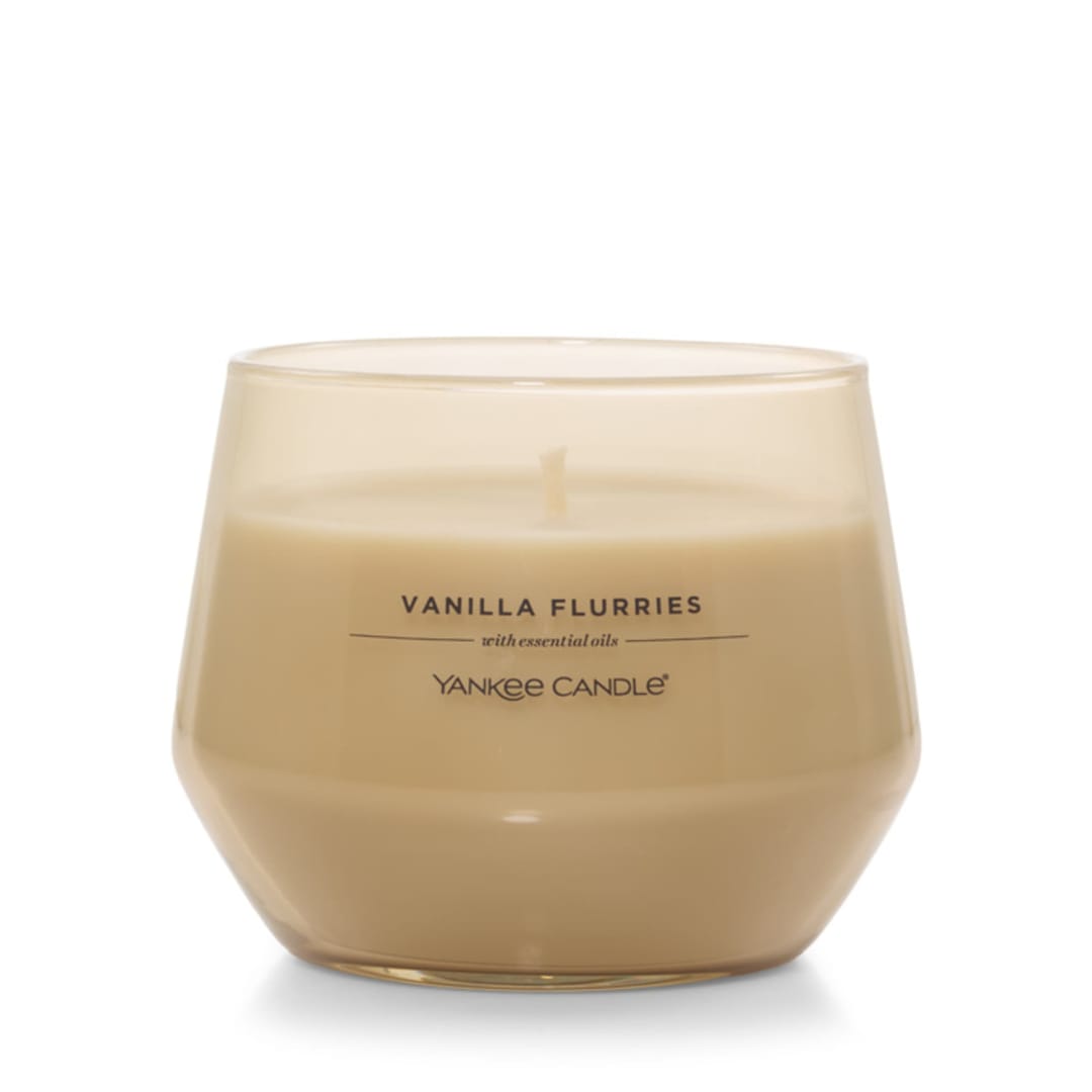 Yankee Candle Vanilla Flurries Studio Home Decor Scented Candles, 10 oz