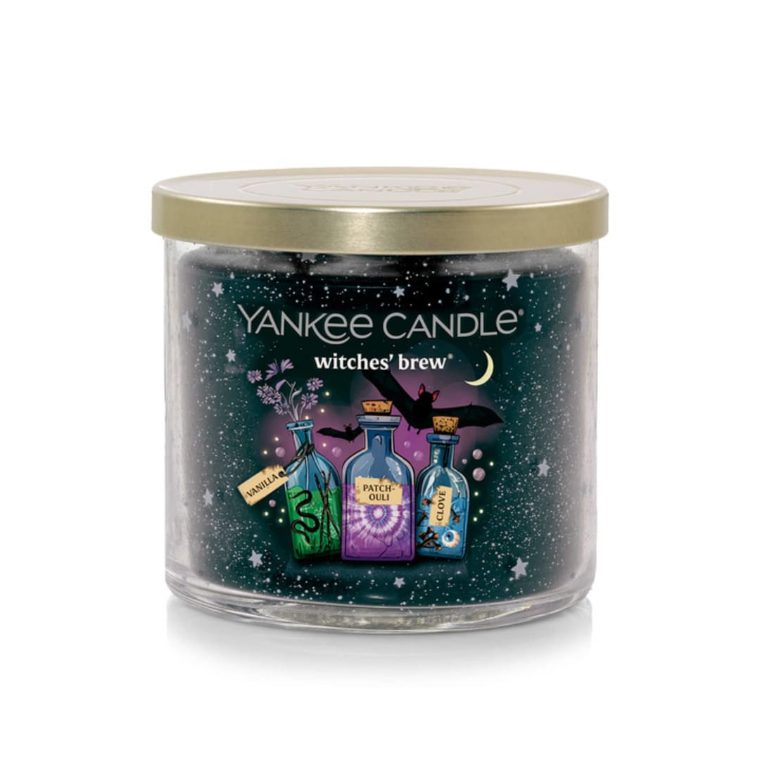 Yankee Candle 3 Wick Candle Jar, Scented Candle with up to 40 Hours of Burn Time, Premium Plant Wax Blend for Consistent Long Lasting Scent from First to Last Burn, Witches Brew