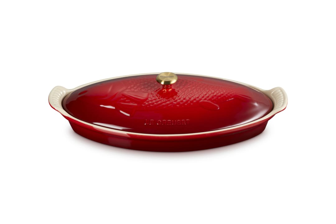 Stoneware Heritage Fish Baker, 1.7 qt. - Cerise