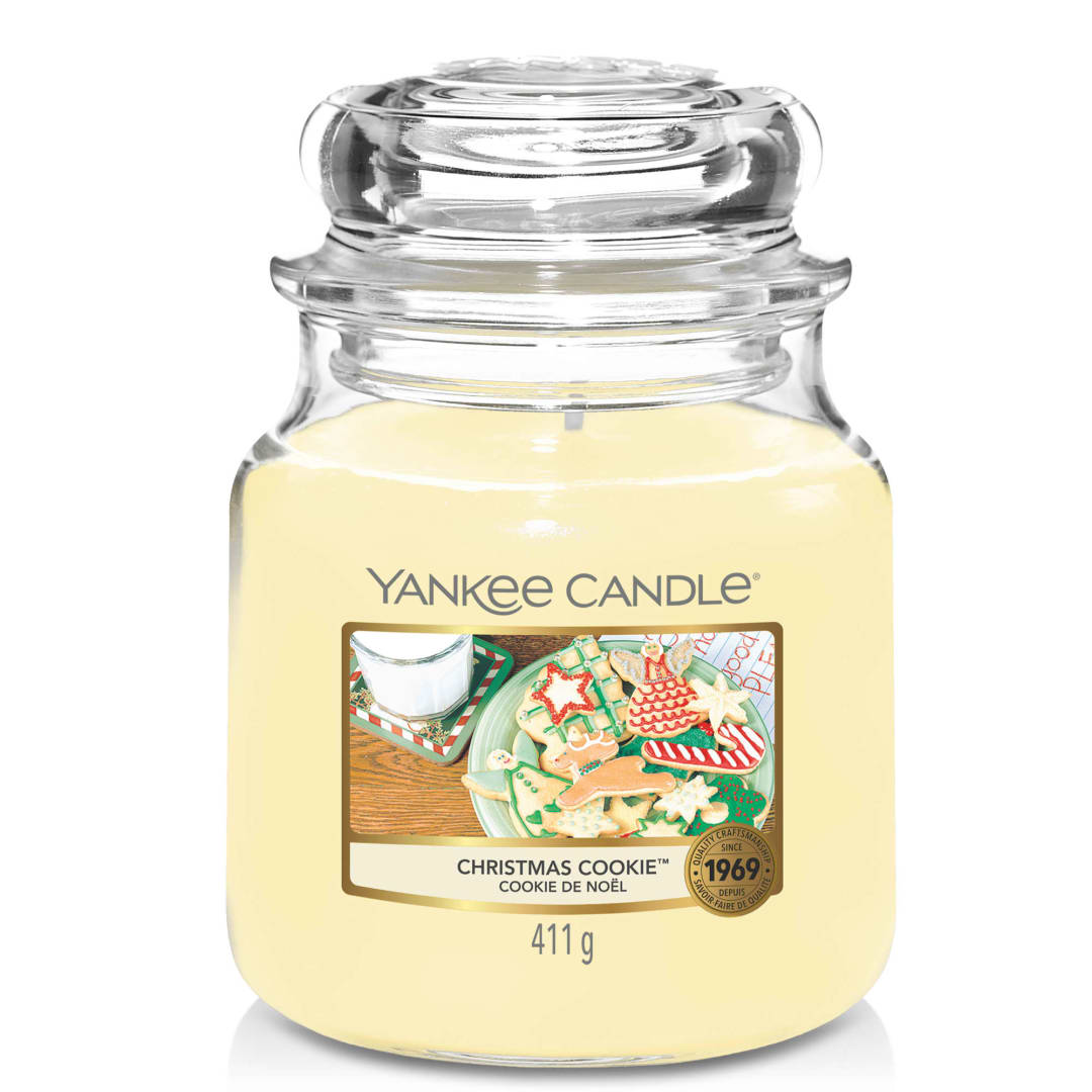 Yankee Candle® Scented Candle | Christmas Cookie Medium Jar Candle| Burn Time: up to 75 Hours
