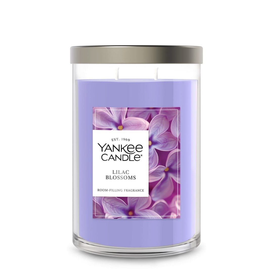 Yankee Candle® Large Tumbler Scented Candle with up to 80 Hour Burn Time, Premium Plant Wax Blend for Consistent Burn, 20 oz Tumbler Candle with Room Filling Fragrance, Lilac Blossoms
