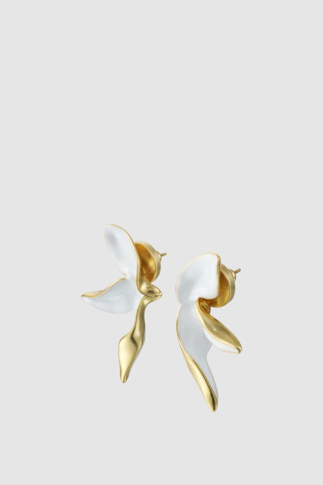 Magnolia Studs