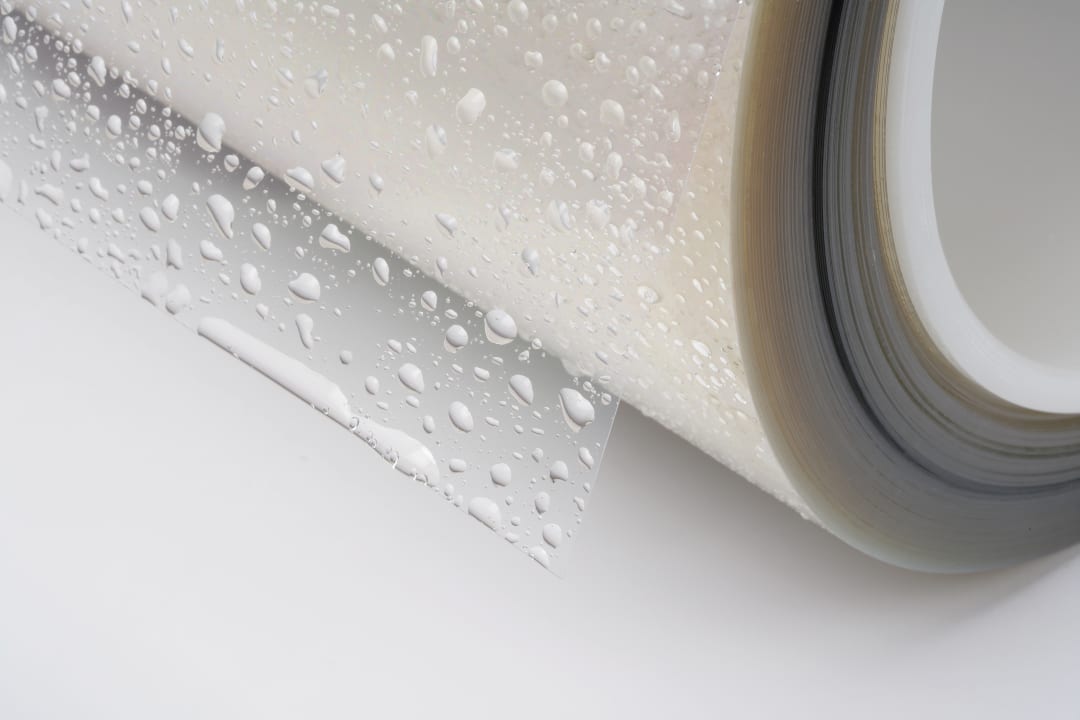 3M™ Mimoriadne účinná solárna ochranná fólia UBF-510, priehľadná, 1295 mm, 203 µm, 1 rolka v škatuli