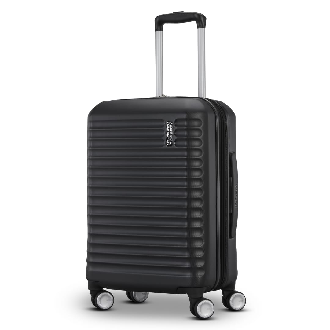 Stratum 3 Carry On Spinner - Black