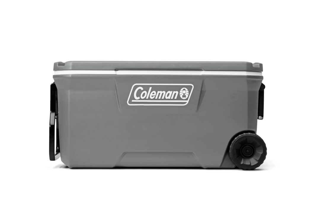 CLASSIC COOLER 100QT WHL 5863 R/W/R SIOC