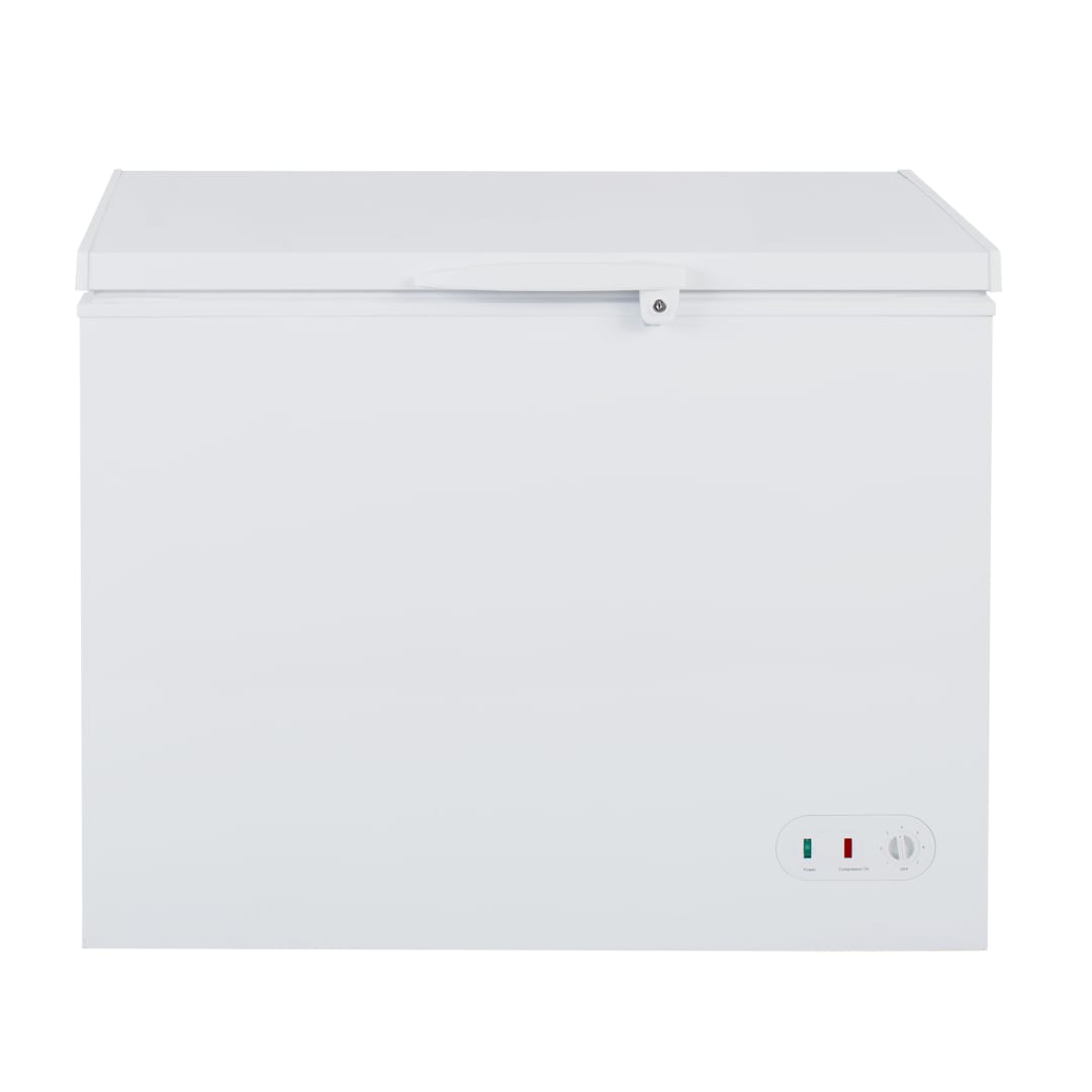 Maxx Cold Select Series Chest Freezer with Solid Top, 40.6"W, 9.6 cu. ft. Storage Capacity, Locking Lid, in White (MXSH9.6SHC)