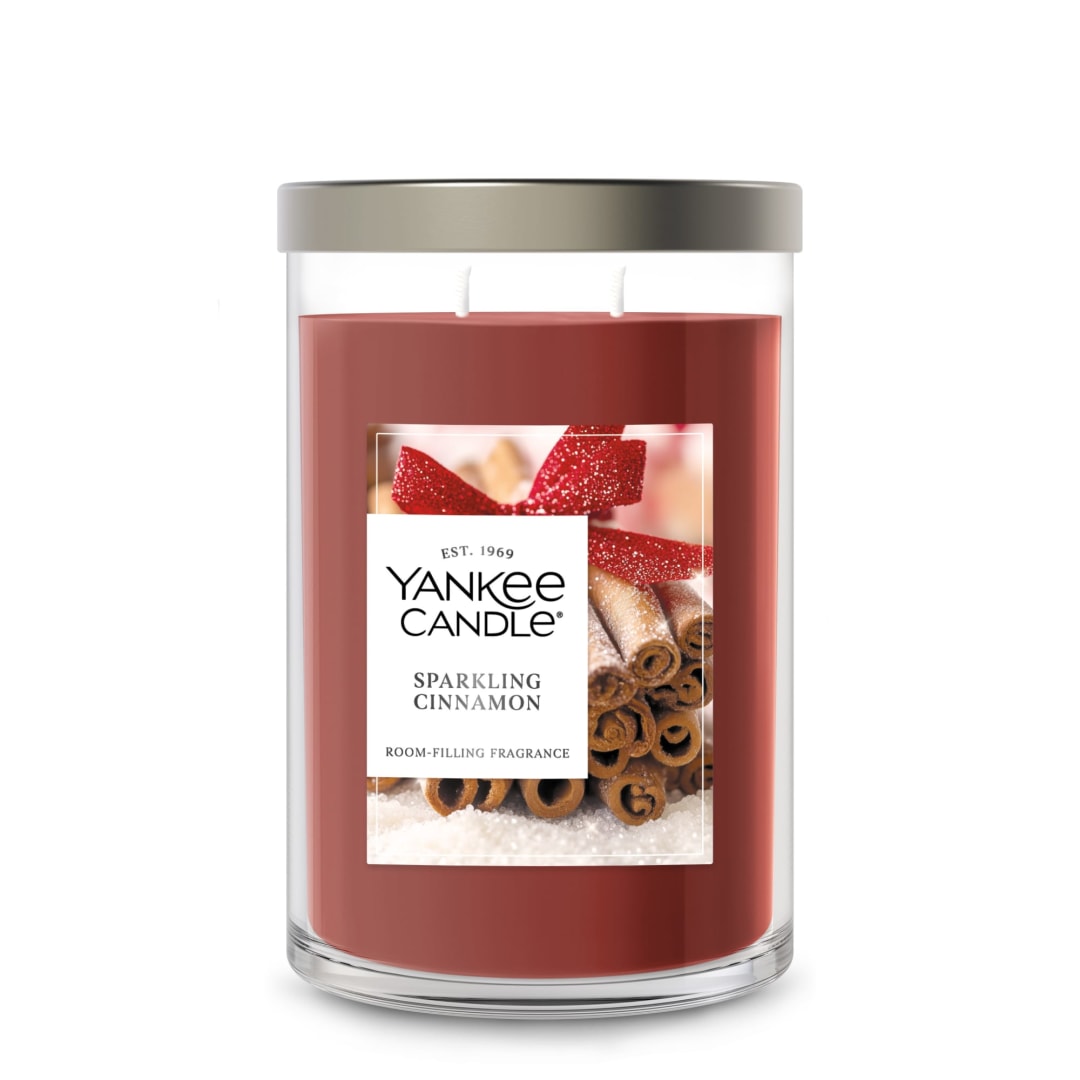 Yankee Candle® Large Tumbler Scented Candle with up to 80 Hour Burn Time, Premium Plant Wax Blend for Consistent Burn, 20 oz Tumbler Candle with Room Filling Fragrance, Sparkling Cinnamon