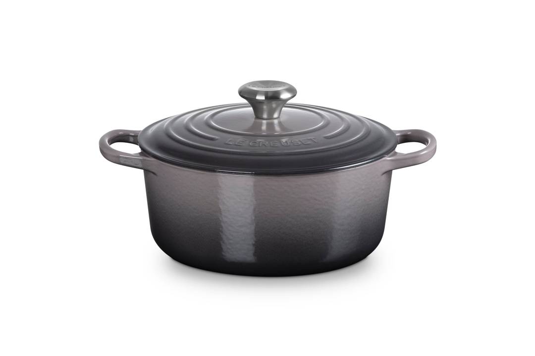 Signature Round Dutch Oven, 4.5 qt. - Oyster