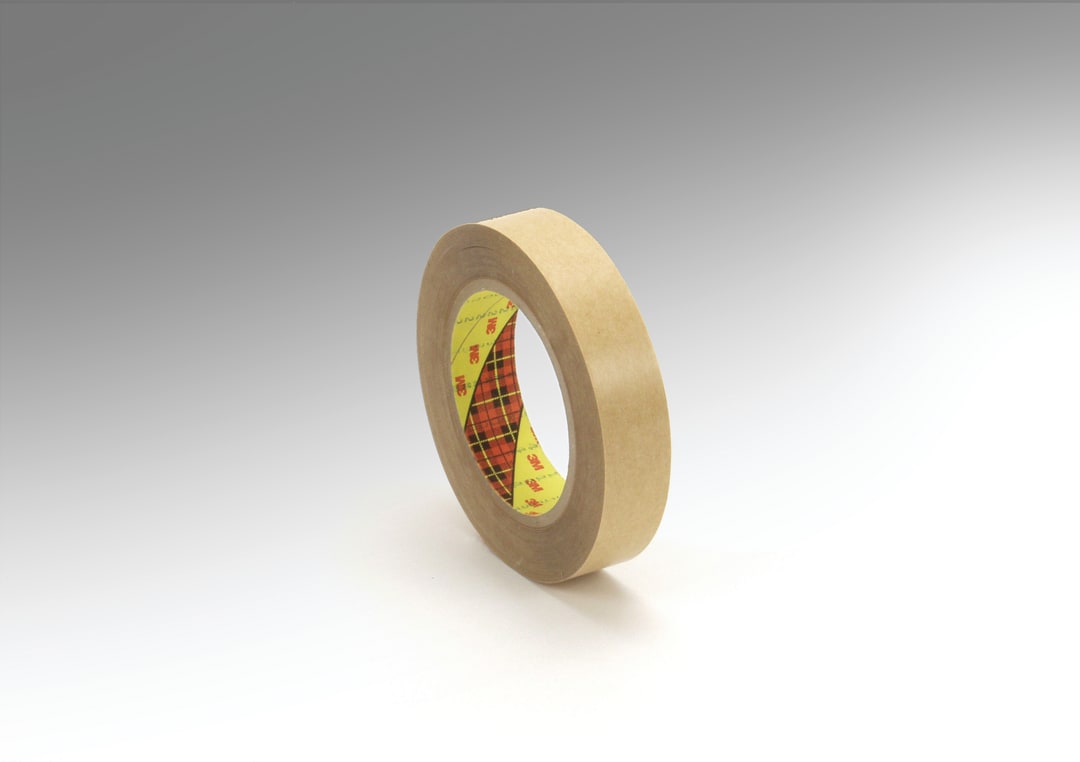 3M™ Çift Taraflı Bant 415, Şeffaf, 25 mm x 33 m, 0.1 mm
