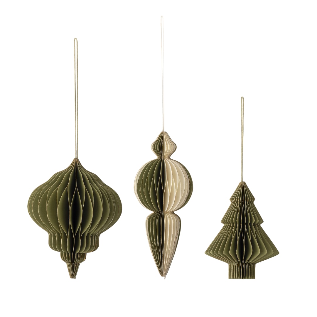 82069509 - Tinkle Ornament, Green, FSC®Mix, Paper STOCK: 300
