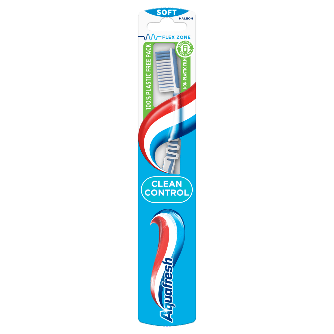 Aquafresh Clean Control Soft Brosse à Dents 1 pièce