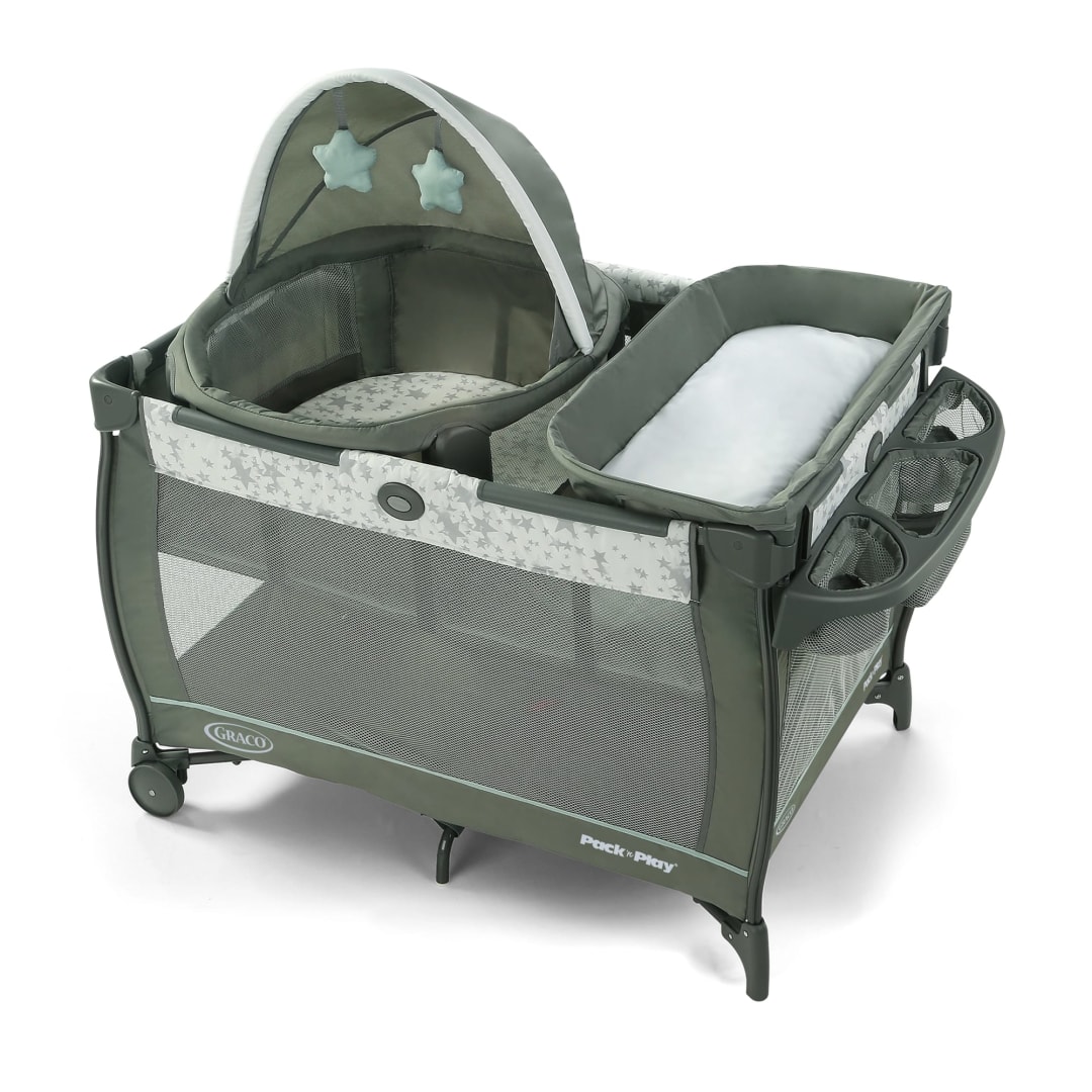 Graco® Pack ‘n Play® Travel Dome™ DLX Playard