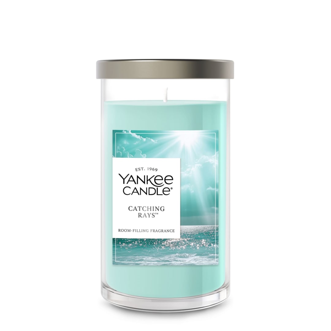 Yankee Candle Medium Pillar Scented Candle with up to 115 Hour Burn Time, Premium Plant Wax Blend for Consistent Burn, 14.25 oz Pillar Candle with Room Filling Fragrance, Catching Rays