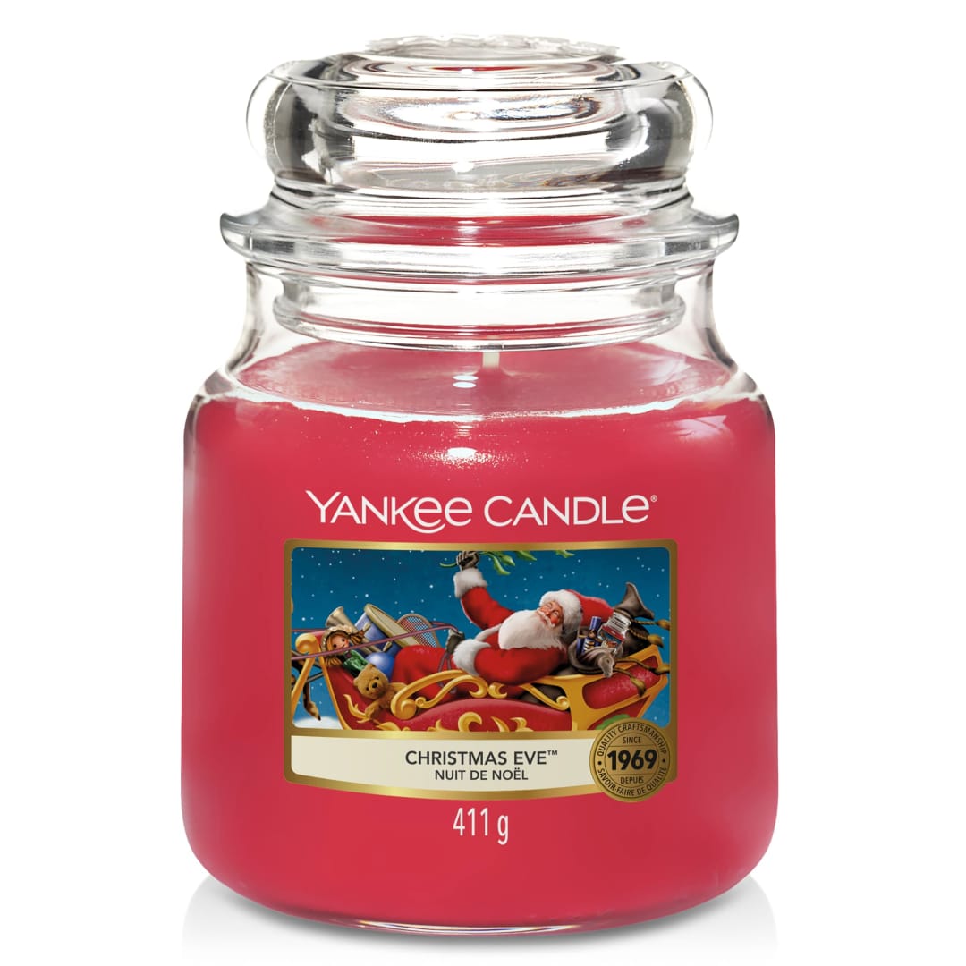 Yankee Candle® Scented Candle | Christmas Eve Medium Jar Candle| Burn Time: up to 75 Hours