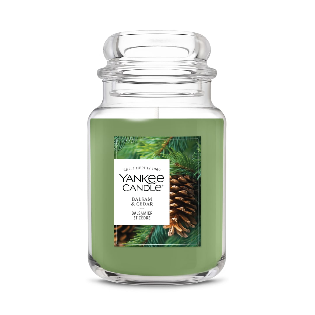Yankee Candle Balsam & Cedar, 22 oz Original Large Jar Candle with up to 150 Hour Burn Time