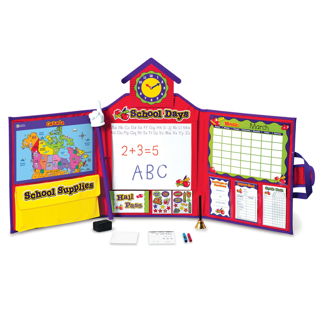 PRETEND & PLAY SCHOOL SET