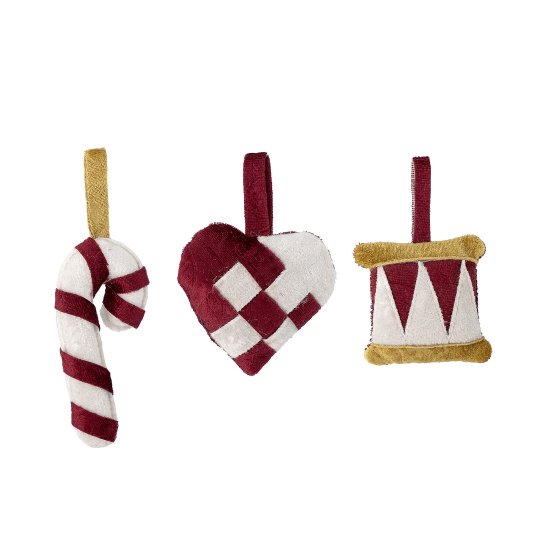82060016 - Velua Ornament, Red, Polyester STOCK: 242