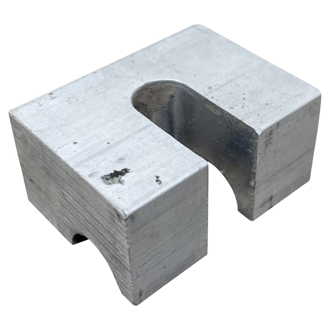 Wastebuilt® Replacement for Heil Bracket - Latch, Aluminum