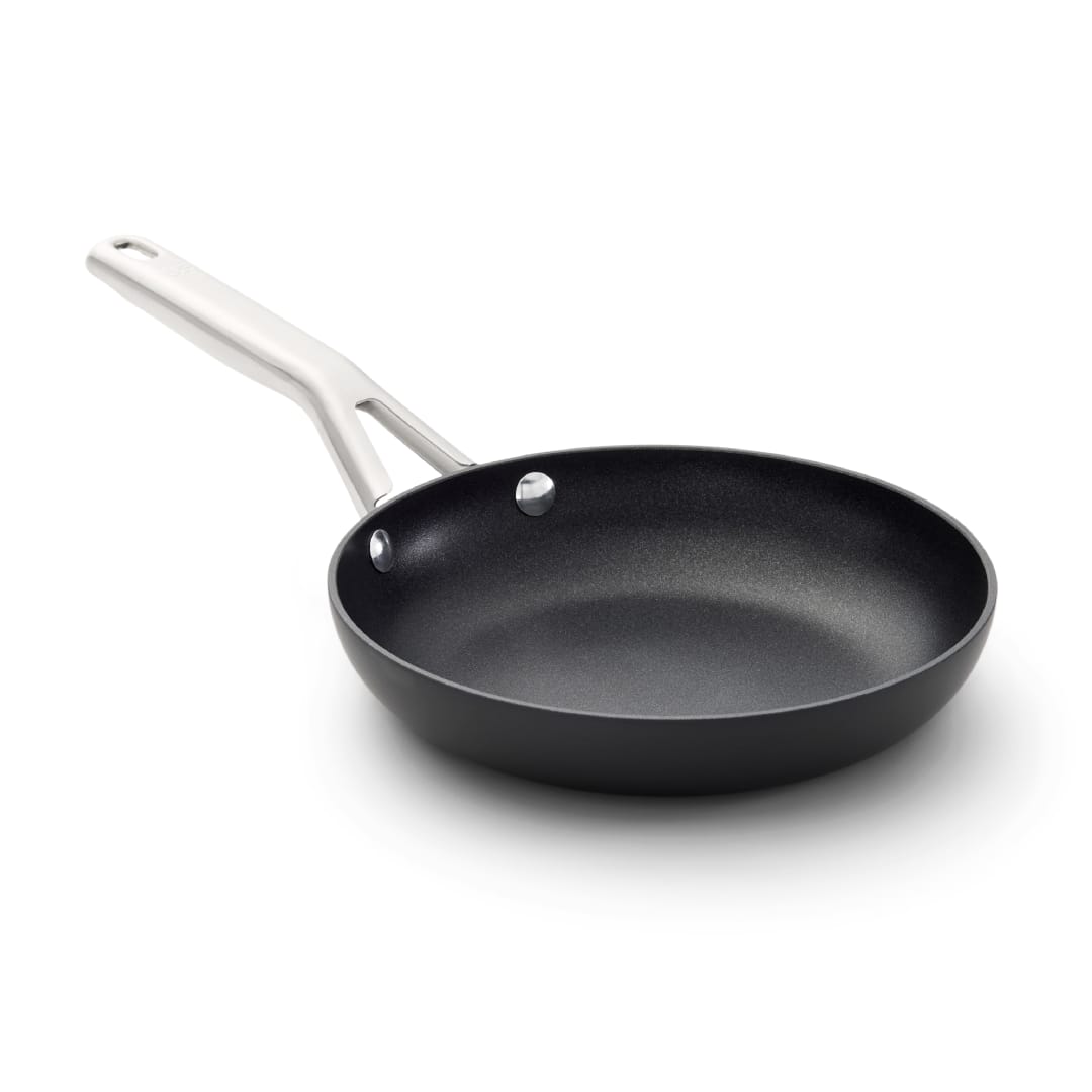 Calphalon® Hard-Anodized Nonstick 8" Frying Pan