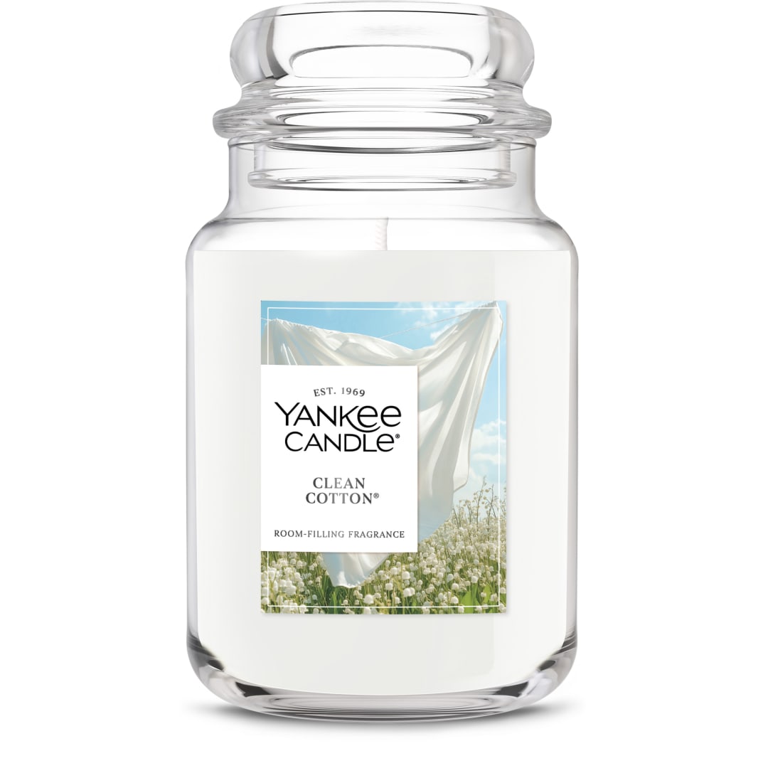 Yankee Candle® Clean Cotton Scented Candle, 22oz Large Jar with up to 150 Hour Burn Time, Great for gifting, Birthdays