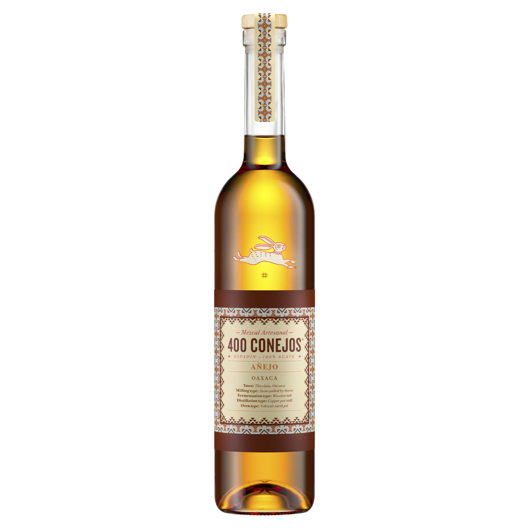 400 Conejos Añejo