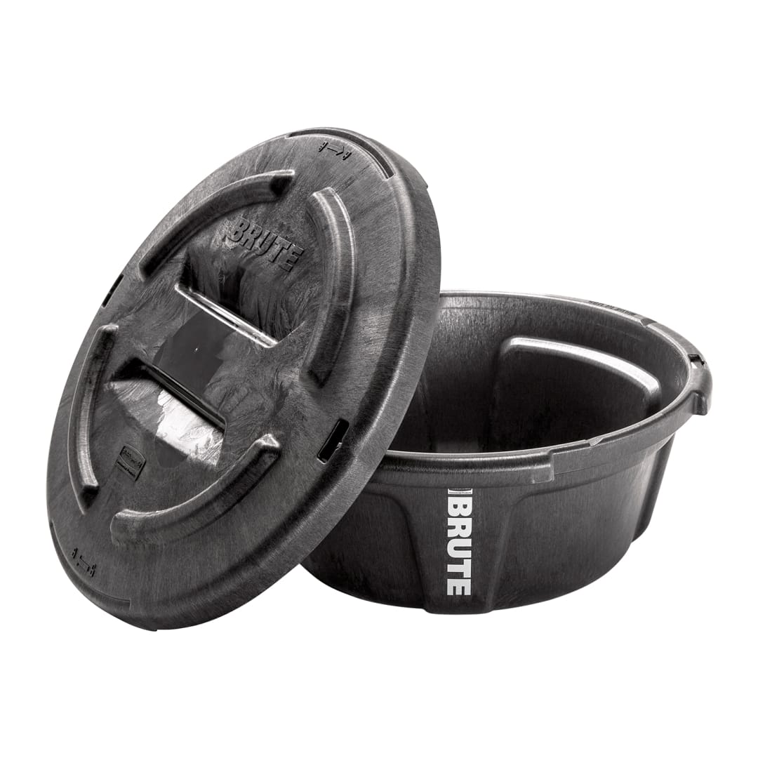 BRUTE 6 Gallon Multi-Purpose Feed Container