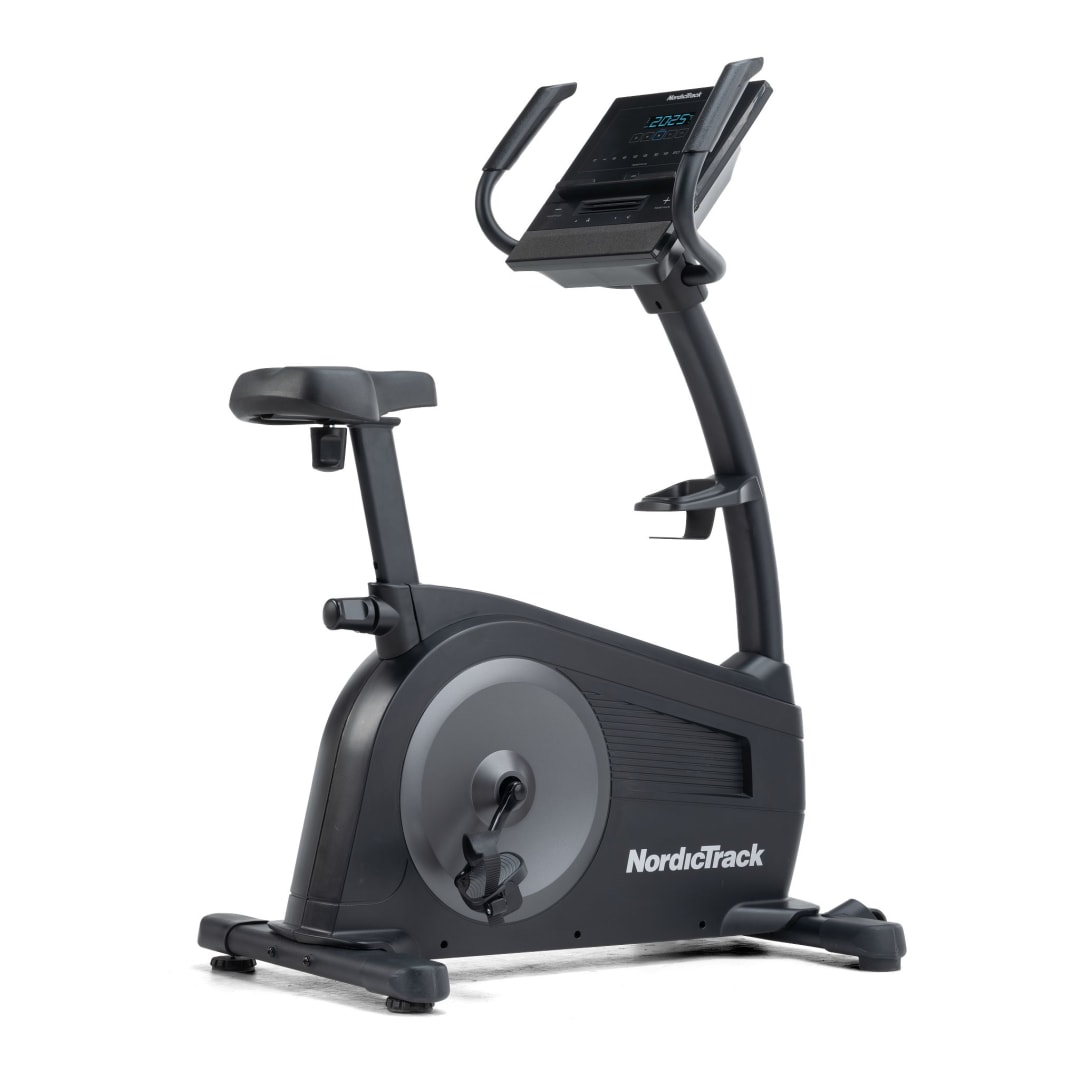 G LE Upright Bike
