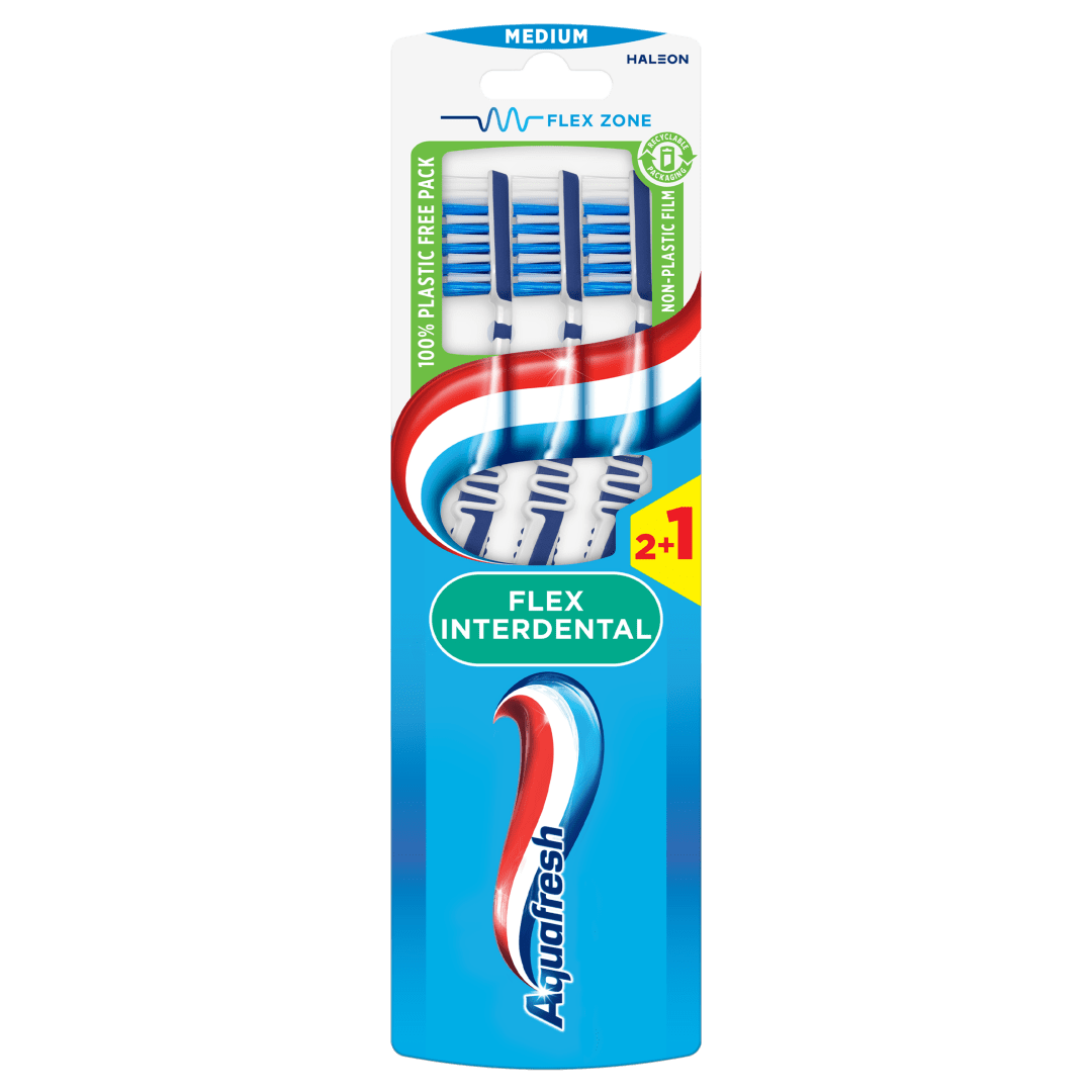Aquafresh Brosse à Dents Flex Interdental Medium 2+1