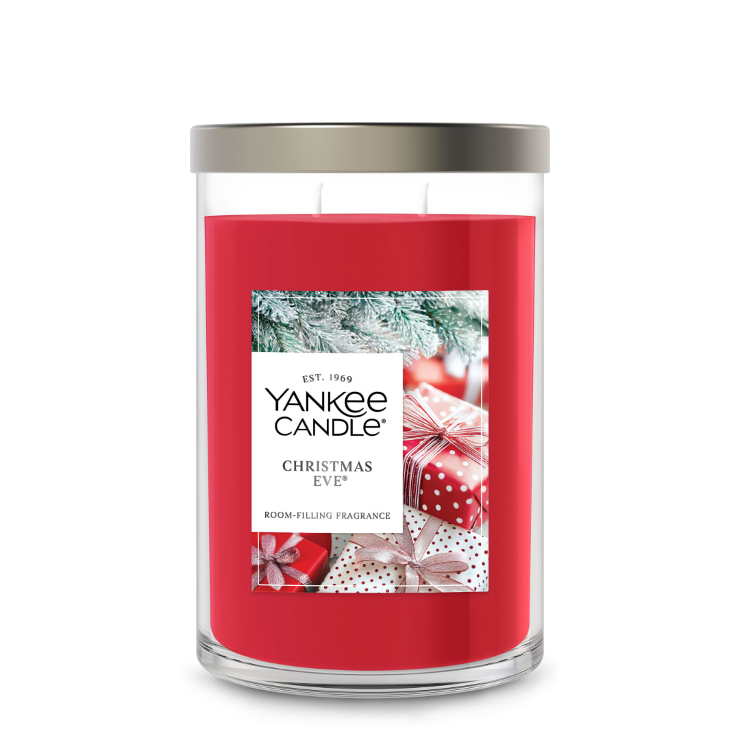 Yankee Candle® Large Tumbler Scented Candle with up to 80 Hour Burn Time, Premium Plant Wax Blend for Consistent Burn, 20 oz Tumbler Candle with Room Filling Fragrance, Christmas Eve