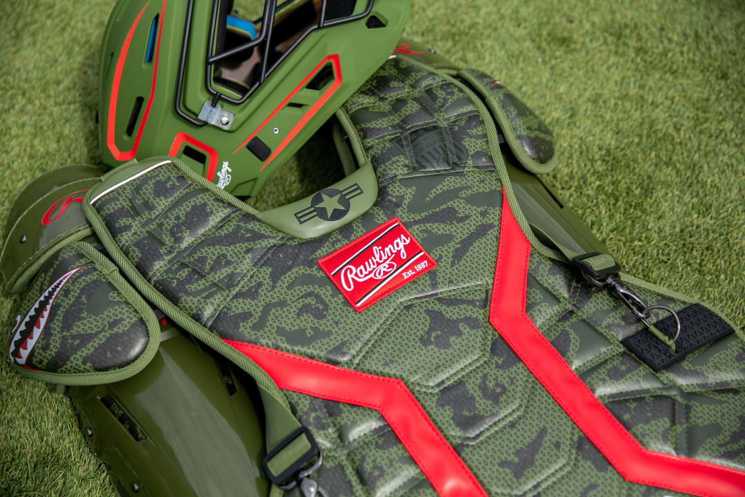 2026 Memorial Day Catcher's Set Detail Imagery