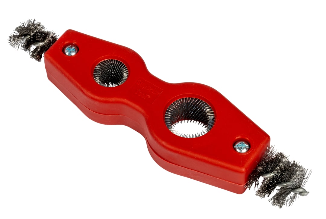 4-In-1 Fitting and Tube Brush