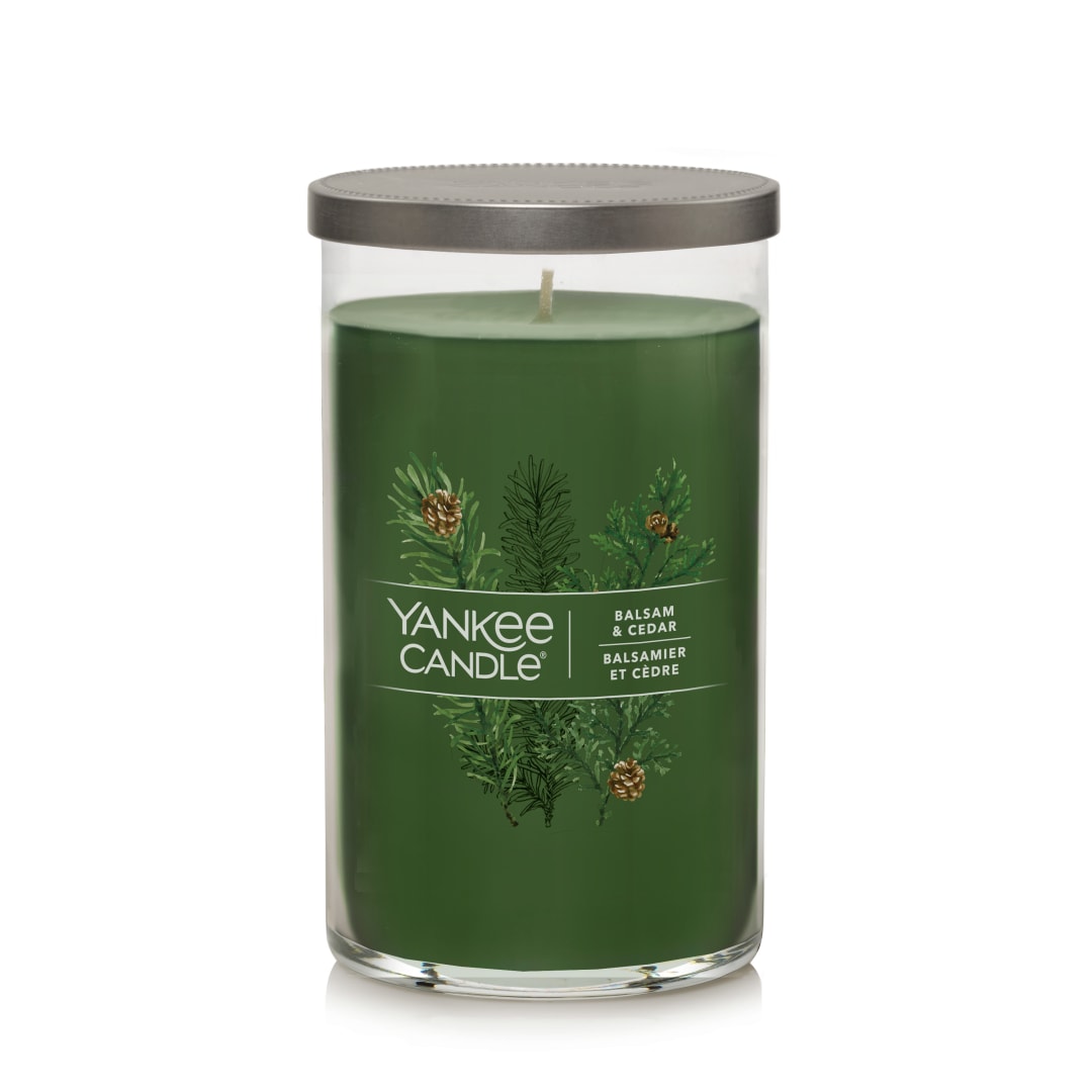 Yankee Candle Balsam & Cedar Signature Medium Pillar Candle