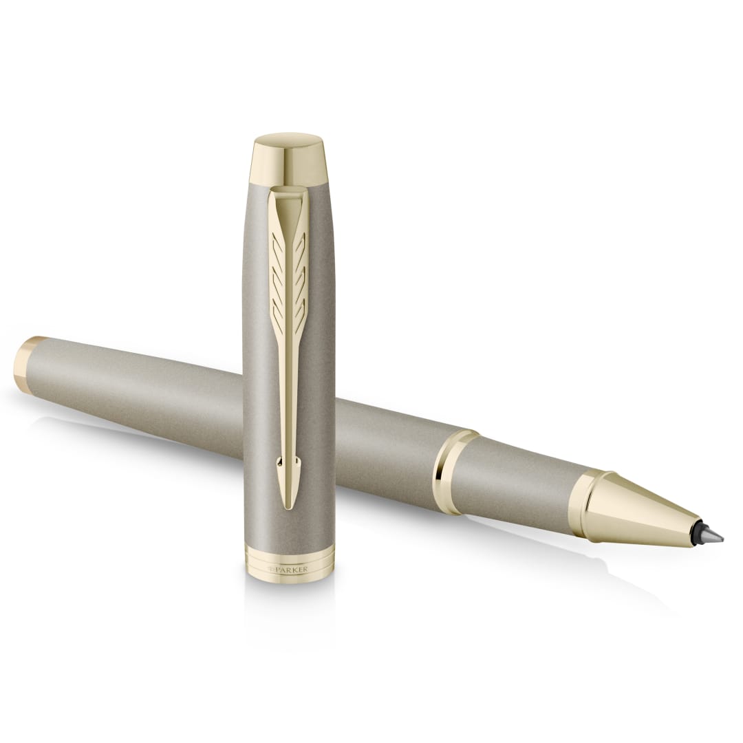 Parker IM Bolígrafo roller | colección Finishing Touch | acabado arenisca | medio | tinta negra | estuche de regalo