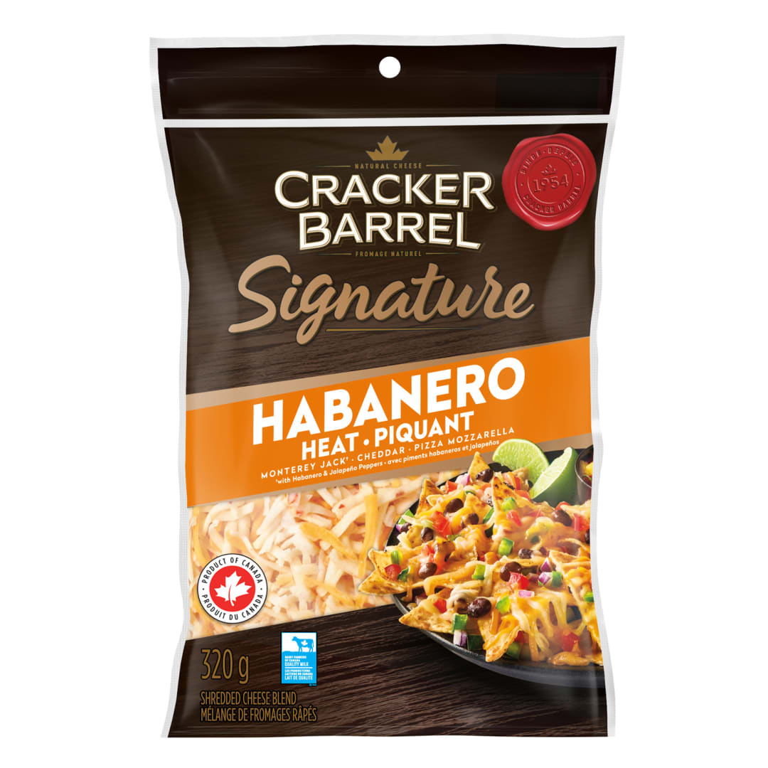 Cracker Barrel Signature Habanero Heat Shredded Cheese, 320g