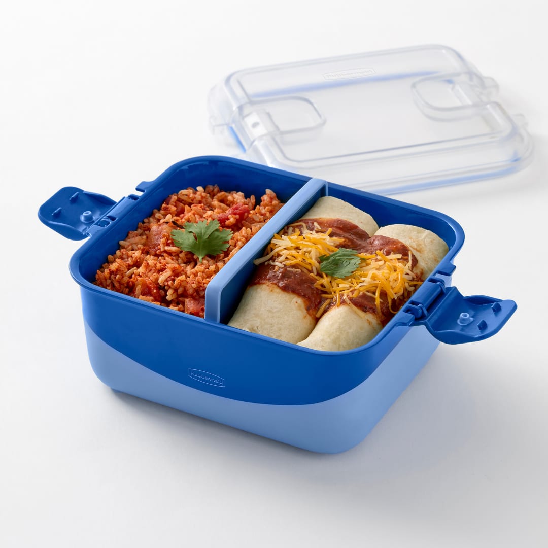 Rubbermaid Pack & Go 1.35 L Divided Rectangle Microwaveable Container, 100% Leakproof Meal Prep Container, Dishwasher-Safe and Microwave-Safe