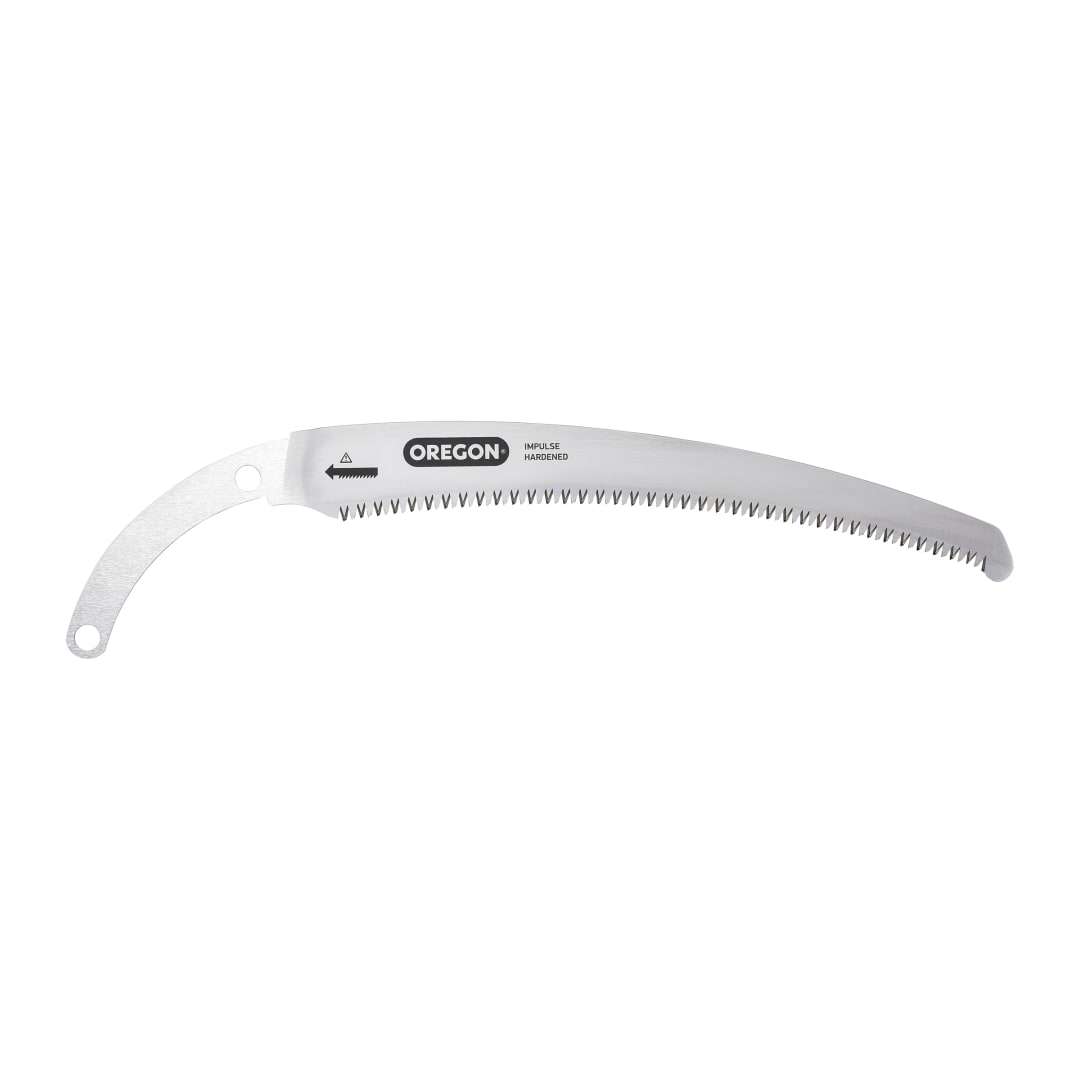 Use this replacement blade when you need a new curved blade on your saw, without throwing away the handle or the sheath. Easy to replace thanks to two point replacement screws and nuts which can be removed and assembled with the help of a coin.