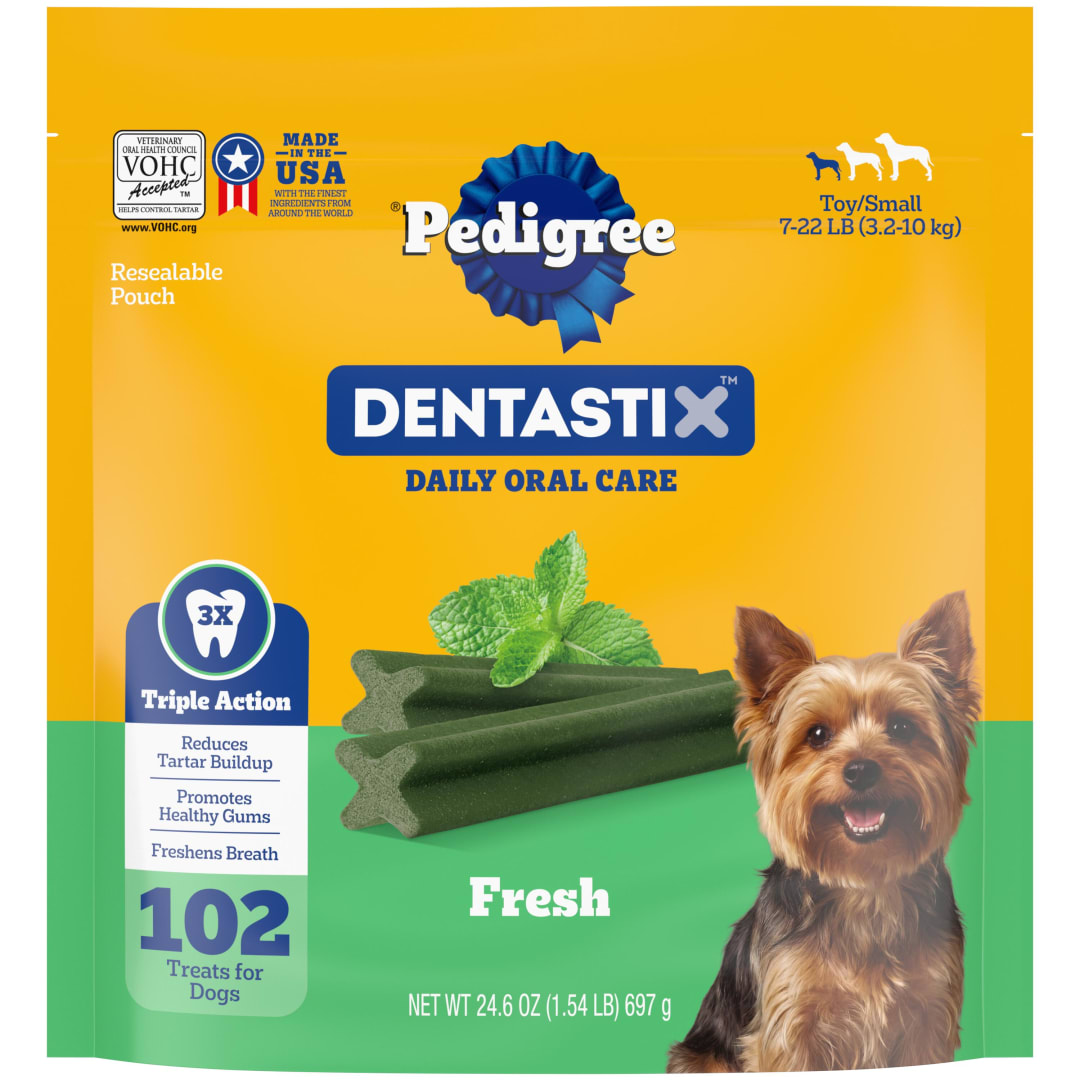 PEDIGREE DENTASTIX Dental Dog Treats for Toy/Small Dogs Fresh Flavor Dental Bones, 1.54 lb. Value Pack (102 Treats)